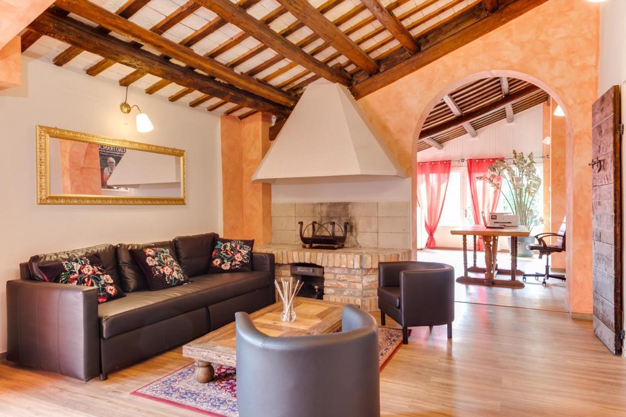Il Giullare By Borgo Castellaccia Cesenatico