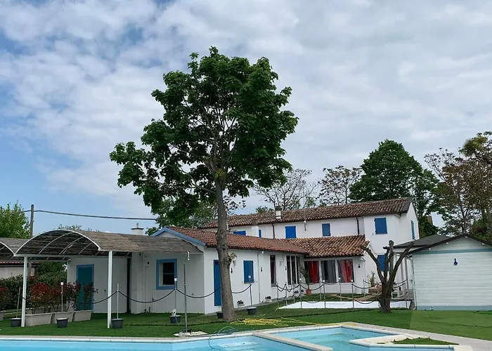 Il Giullare By Agriturismo Borgo Castellaccia